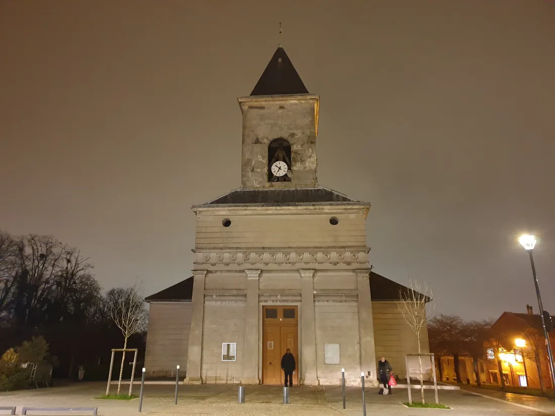 Deux enquêtes ouvertes après des actes de vandalismes dans des églises de Seine-Saint-Denis